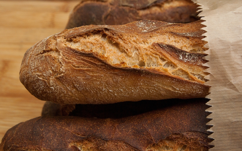 vente-LA CRAU-min_dish-food-baking-cuisine-bread-bakery-399077-pxhere.com